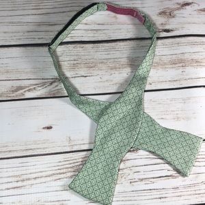 Men’s VV bow tie New