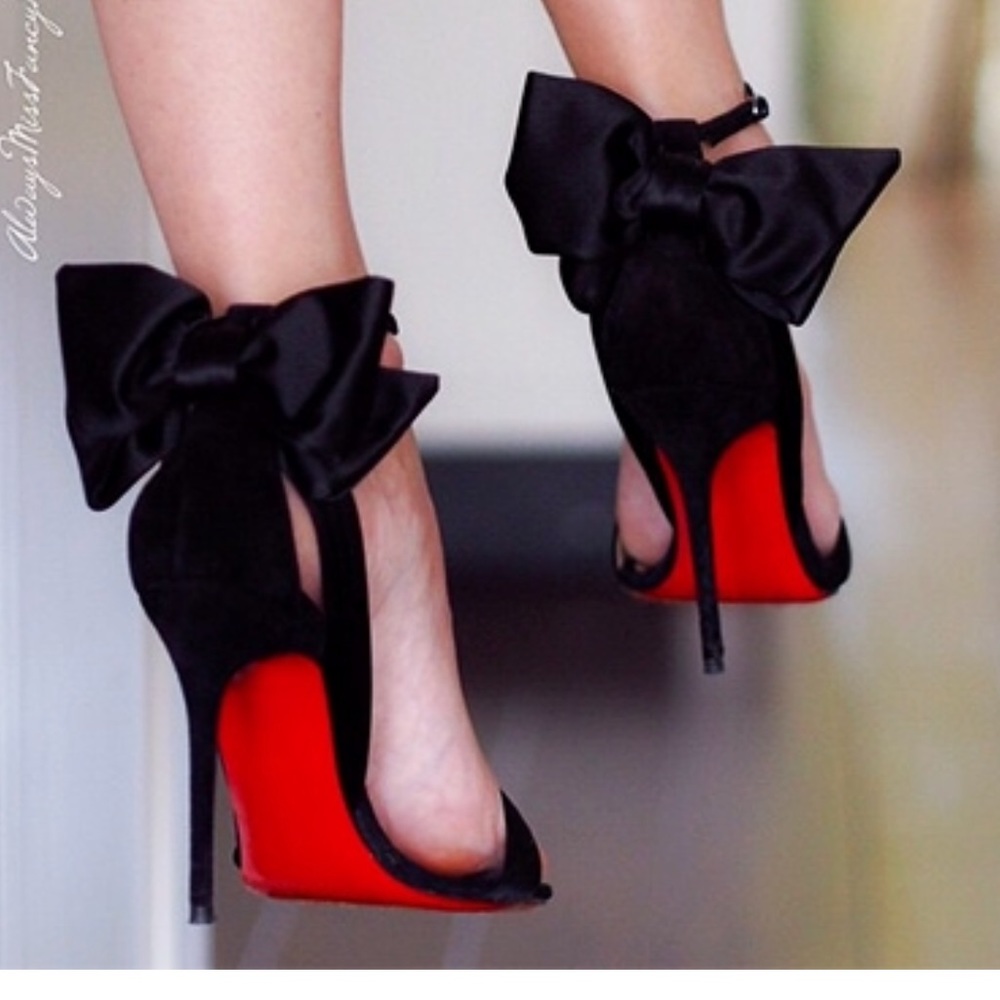 Christian Louboutin Vampanodo sandals 🧛🏼‍♀️