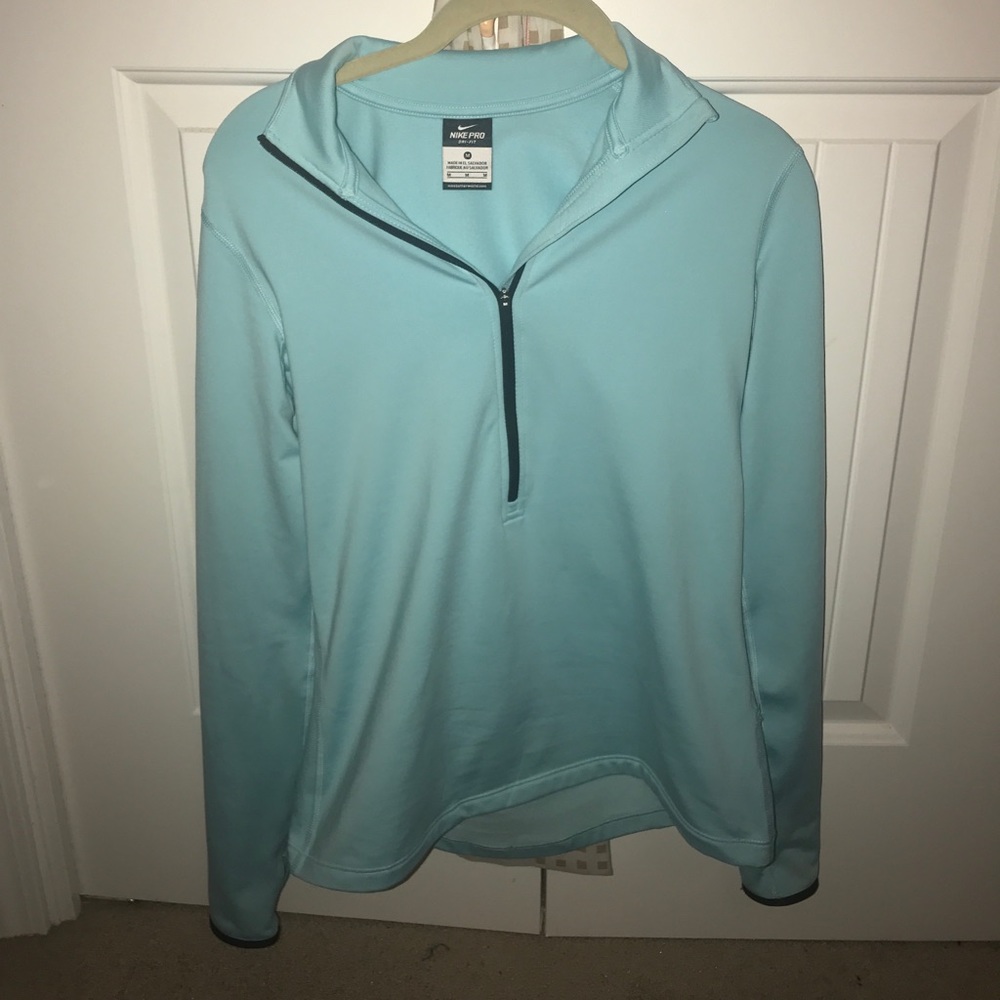 Nike half-zip