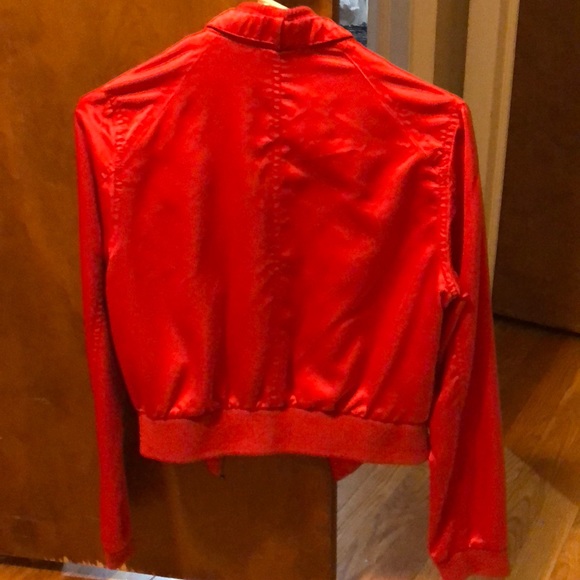 Red jacket - Picture 3 of 3