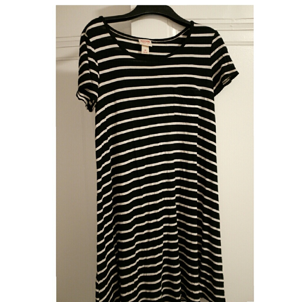 Mid length dress