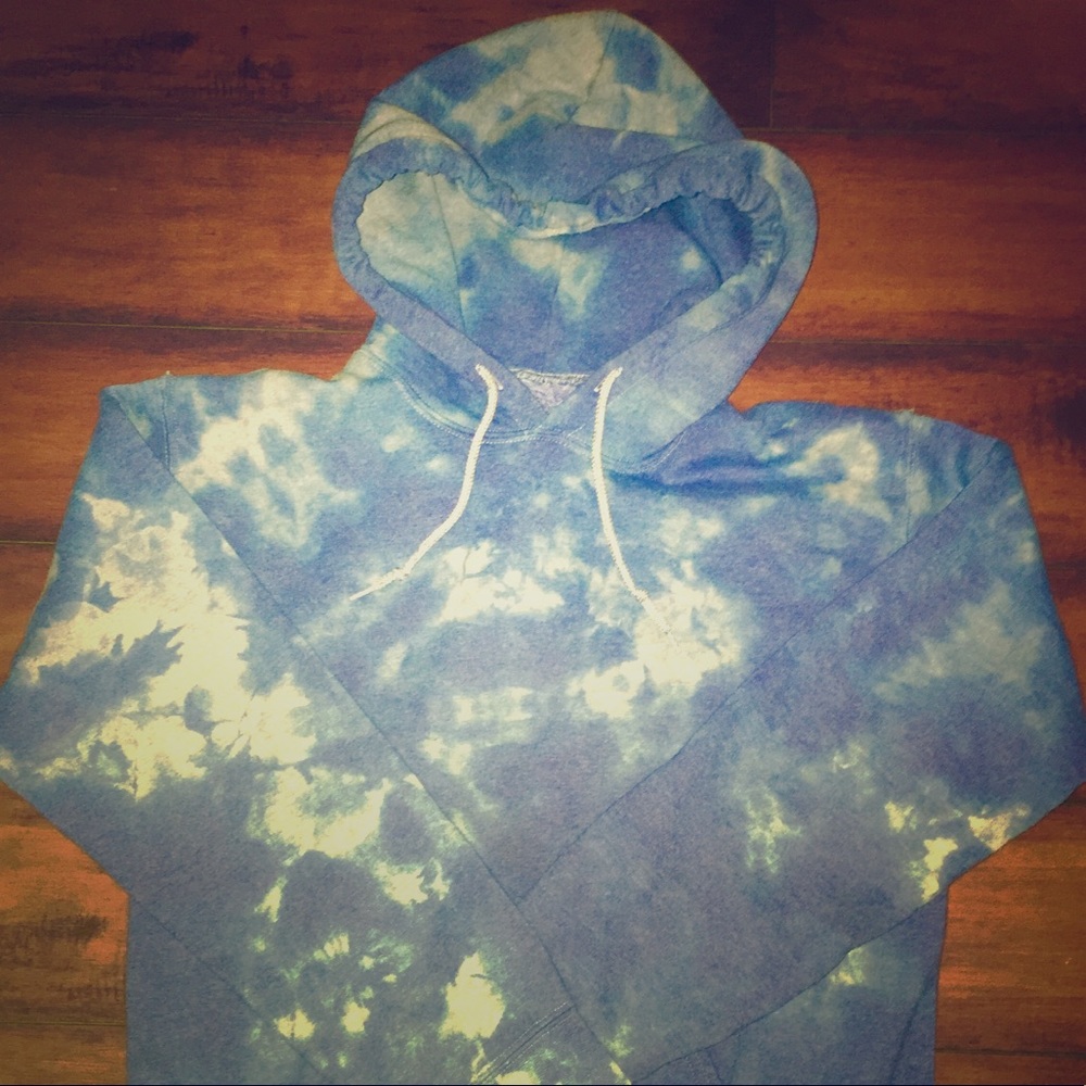 ZUMIEZ TIE DYE HOODIE