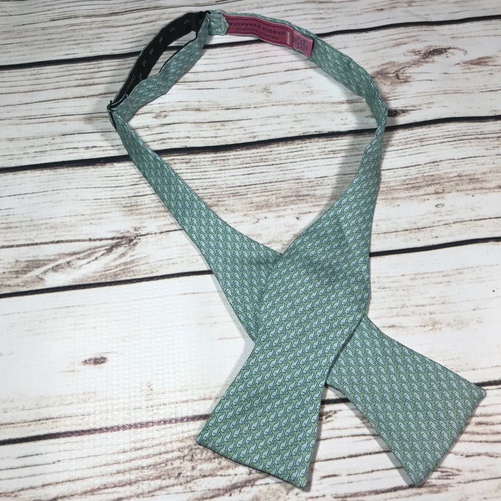 Men’s VV bow tie