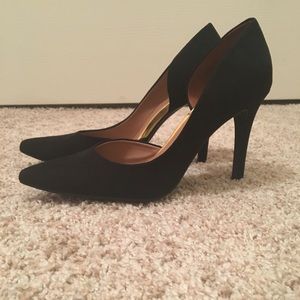 Perfect Black Pumps