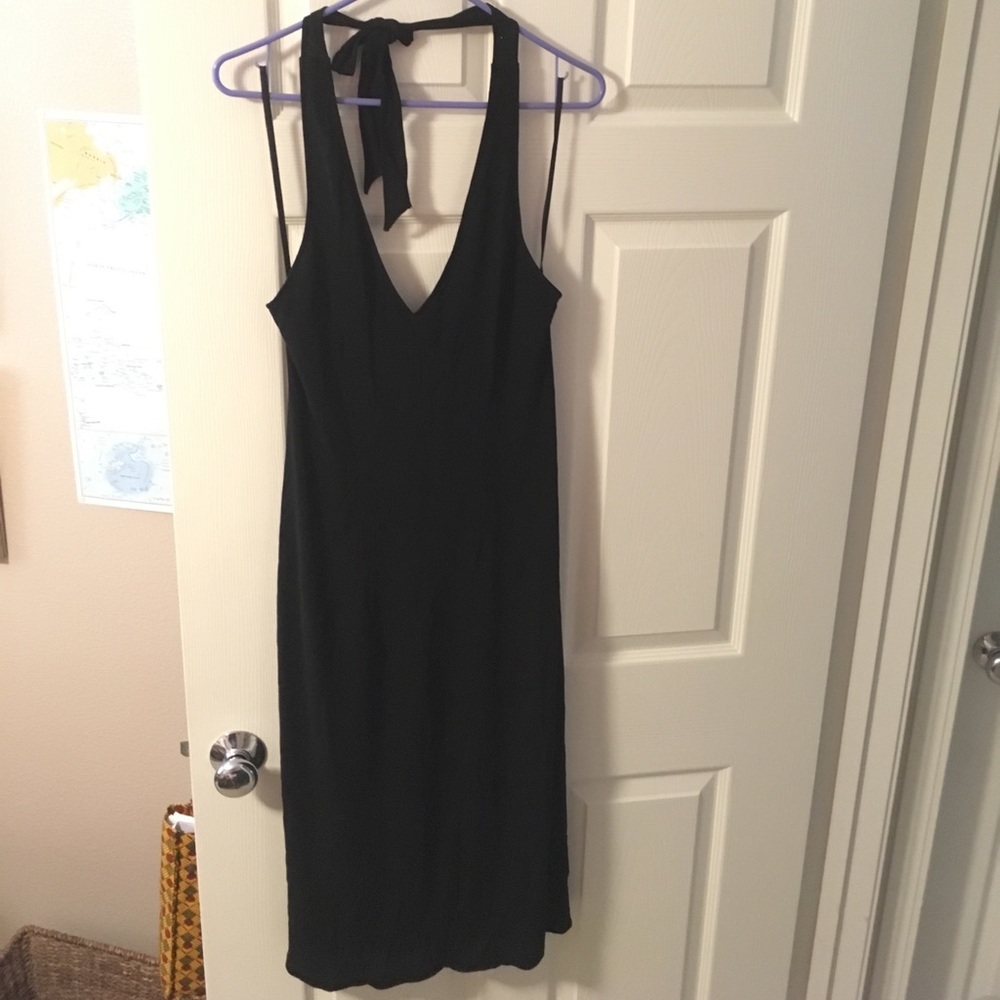 Black party dress deep V neck. Size M