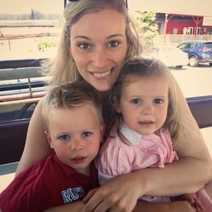 Meet your Posher, Brooke