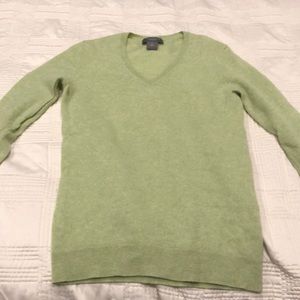 Ann Taylor cashmere v-necks sweater