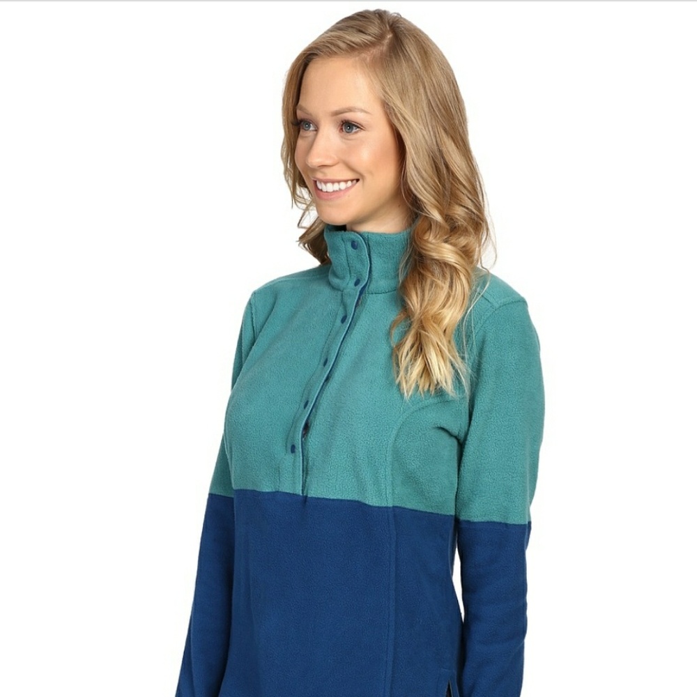 Toad and Co Liftie fleece pullover in Marine