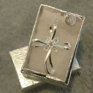 18" Sterling silver cross necklace