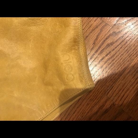 Bolu Yellow Leather Bag - Picture 4 of 5
