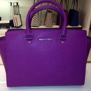 BRAND NEW MK PURSE LIMITED EDITION