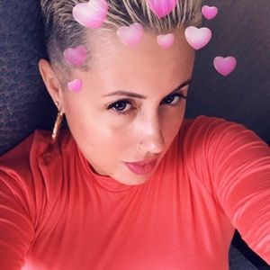 Meet your Posher, Kim