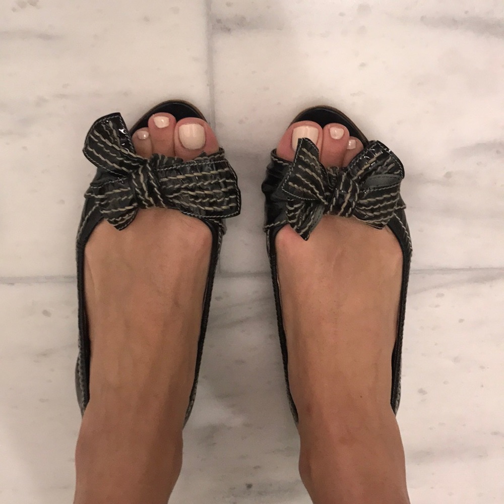 MIU MIU patent bow ballet flats