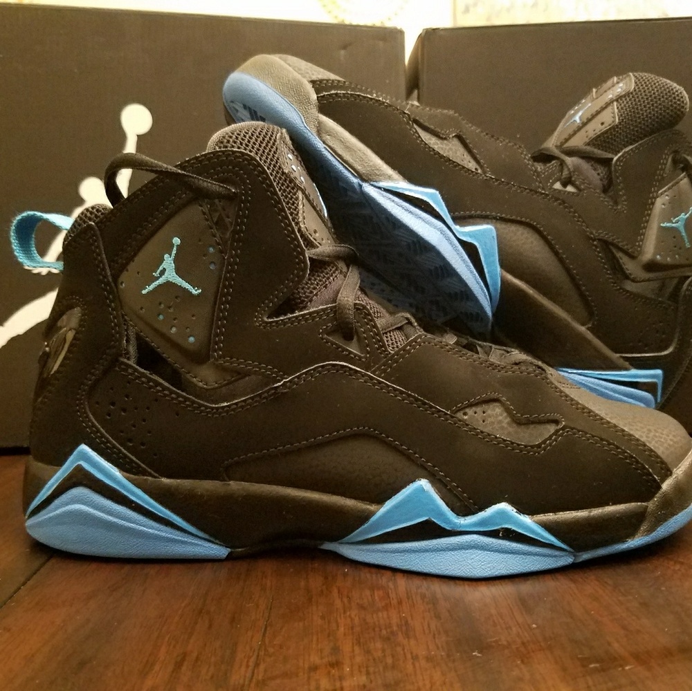 Air Jordan True Flight size 6.5Y