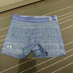 Under Armour Women's compression shorts