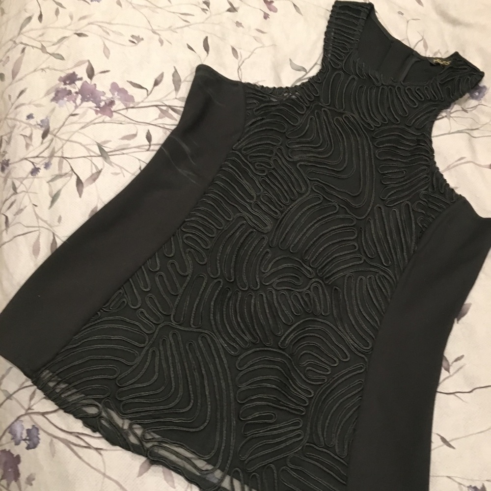 Black stretch tank top