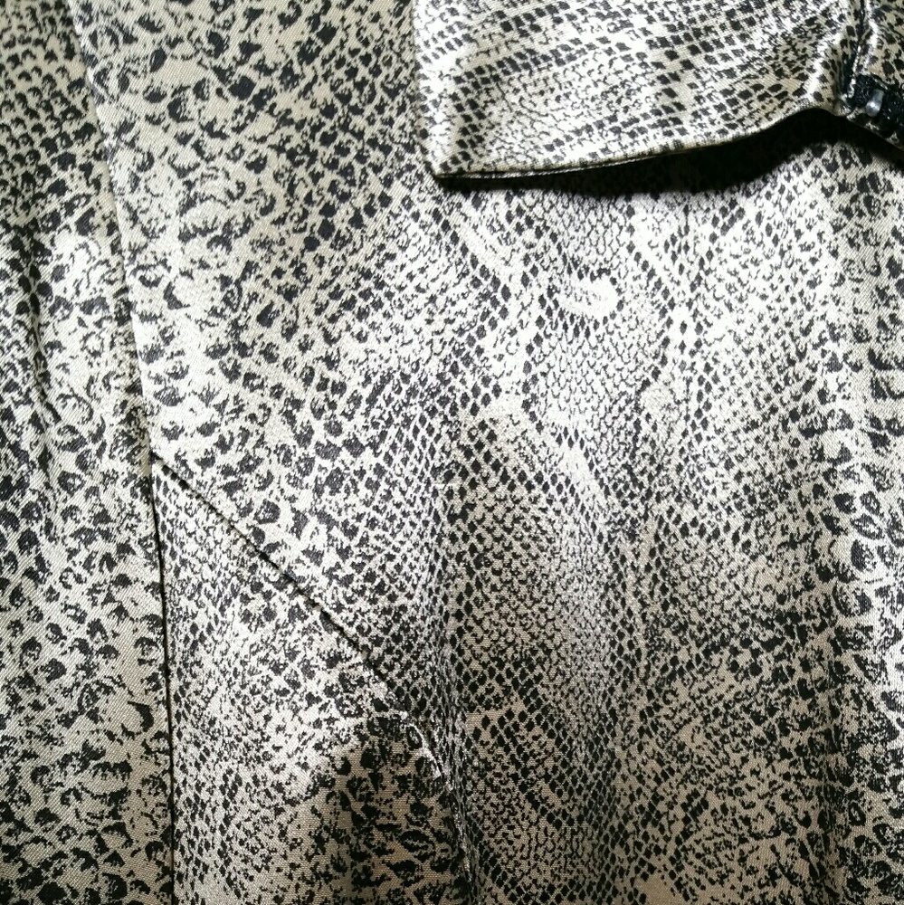 Short jacket. - Picture 2 of 2