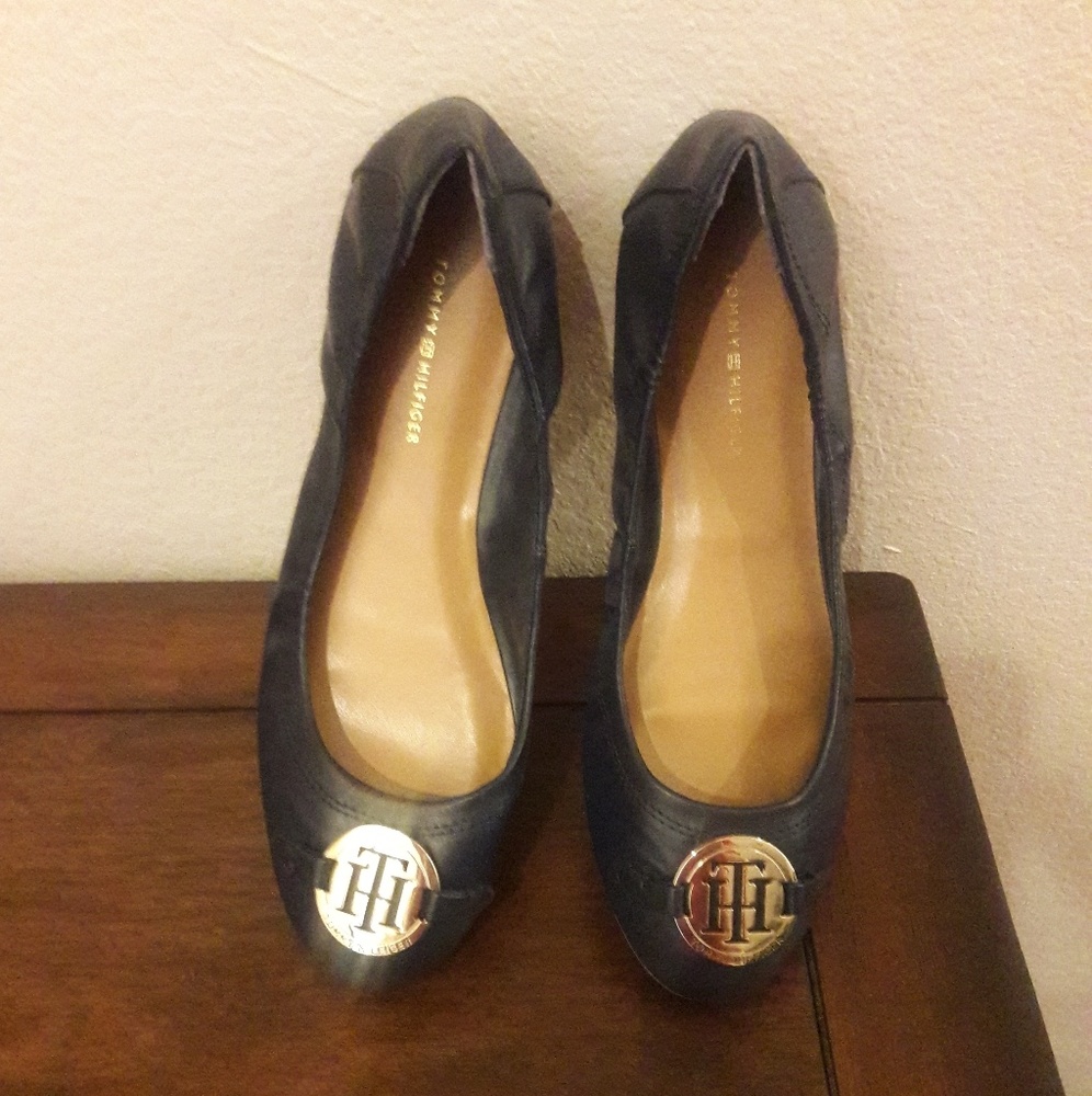 Tommy Hilfiger flats