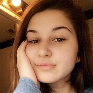 Meet your Posher, Isabel