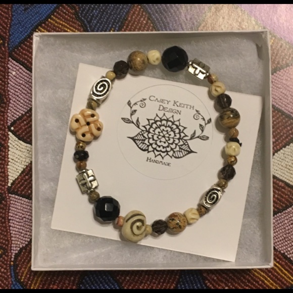 Bones & Stones Bracelet - Picture 3 of 5