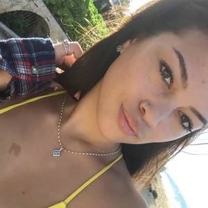 Meet your Posher, Gina