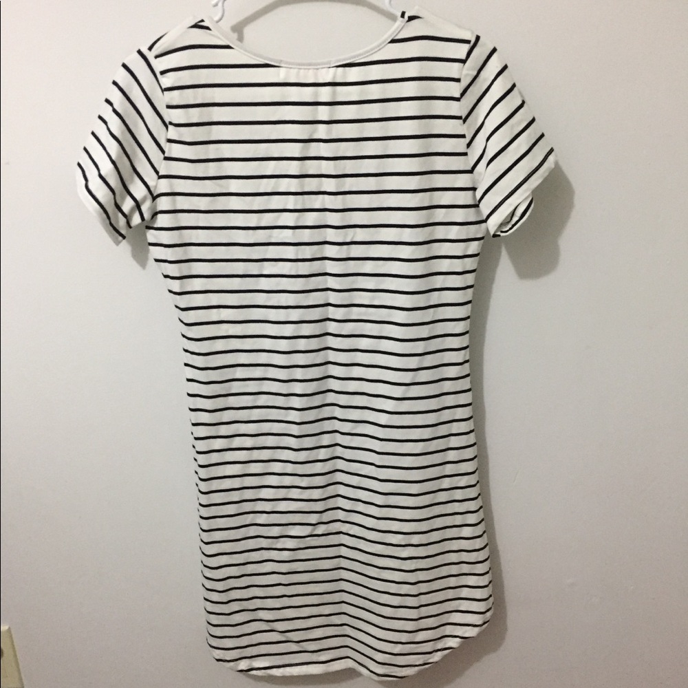 NWT T shirt dress - Picture 6 of 6