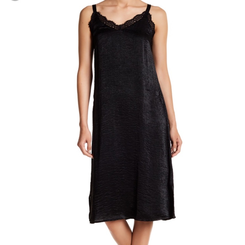 Bobeau Black Velvet- Like Slip Dress - Picture 1 of 2