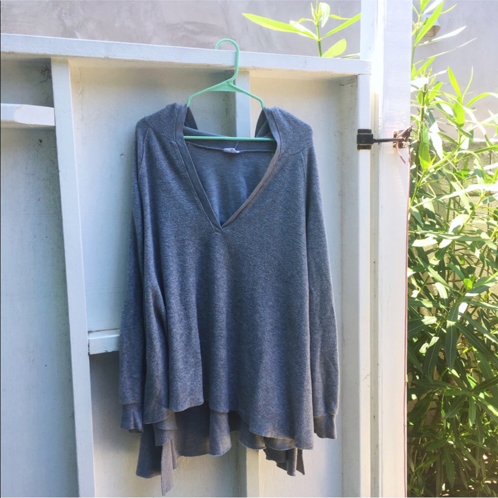 Pullover sweater with hood