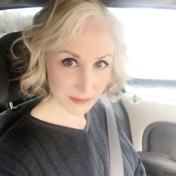 Meet your Posher, Rachel - Picture 2 of 14