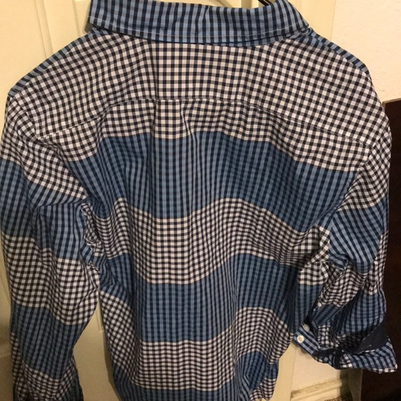 NWT. EXPRESS BOTTON SHIRT. BLUE, WHITE and black - Picture 5 of 5
