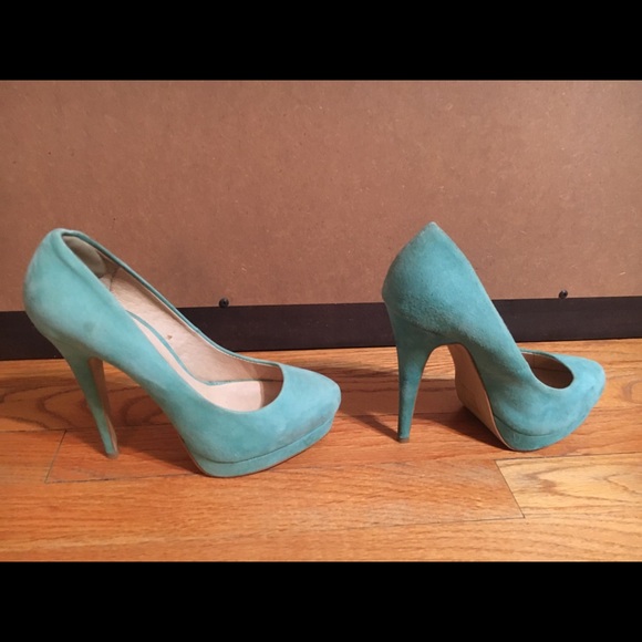 ALDO Suede High Heel Pumps - Picture 4 of 8