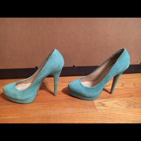 ALDO Suede High Heel Pumps - Picture 2 of 8