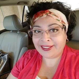 Meet your Posher, Alma