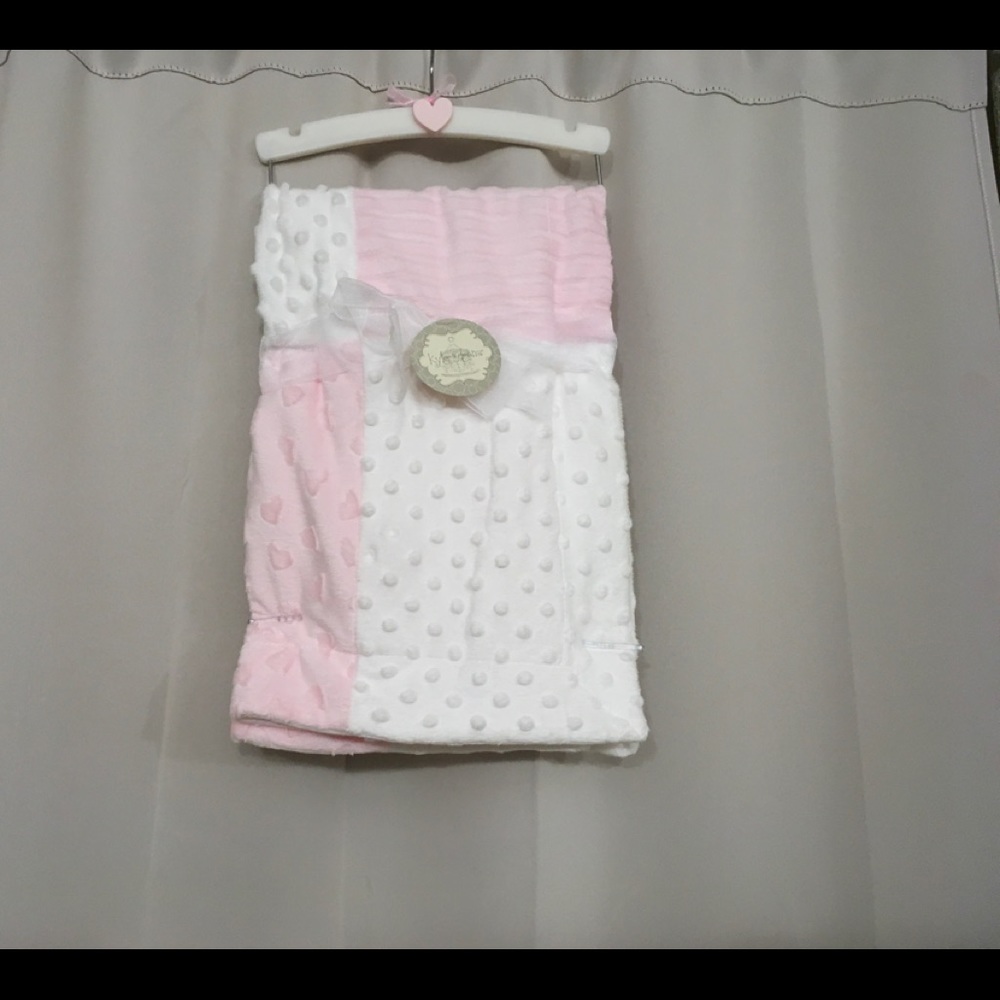 Kyle & Deena - Plush Pink/White Blanket