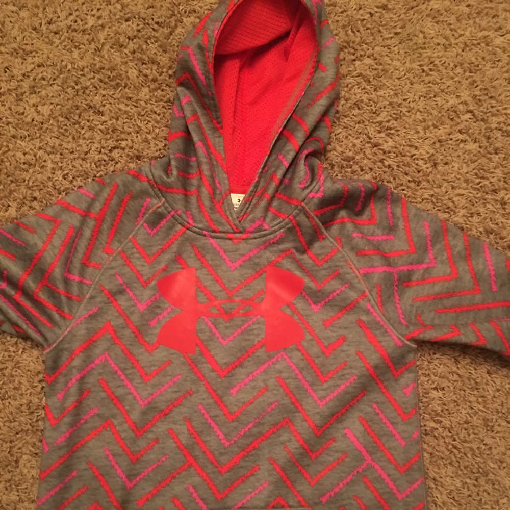 Youth XL Under Armour hoodie
