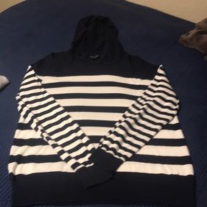 Express sweater with hood
