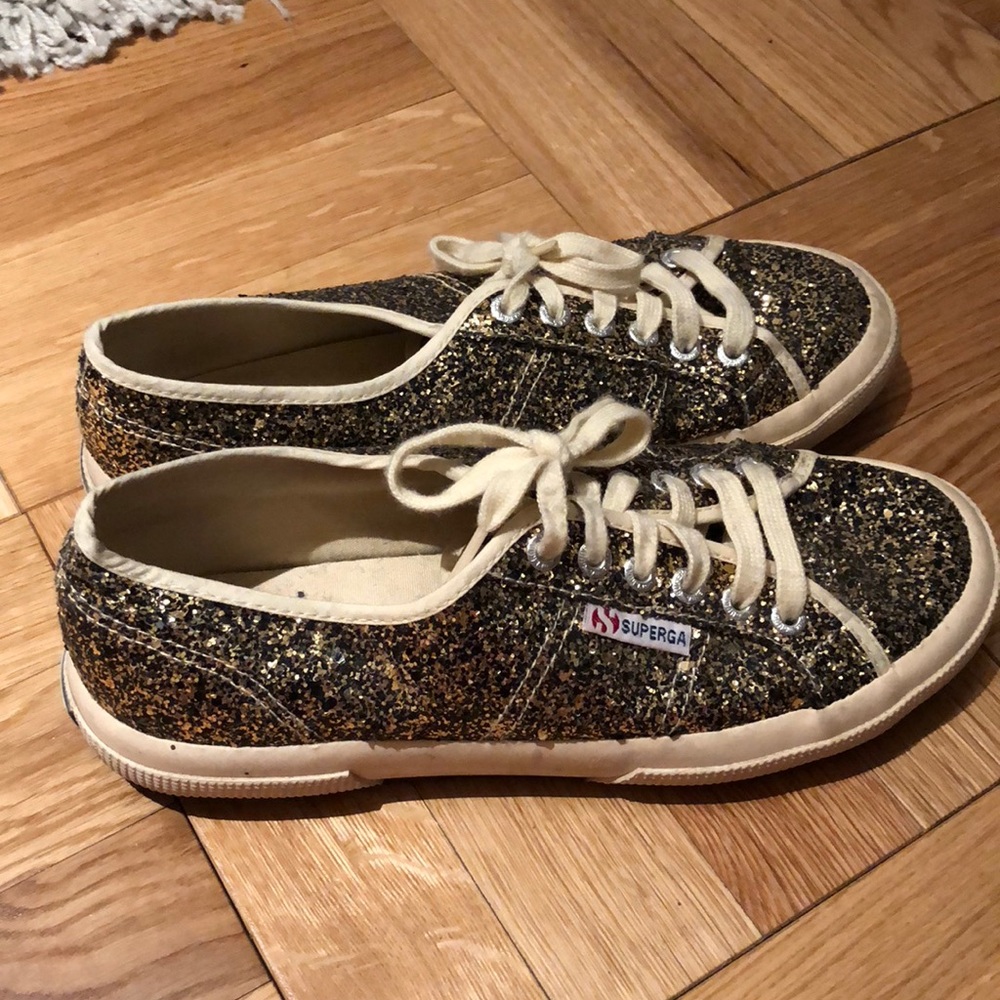 Superga tennis sneaker