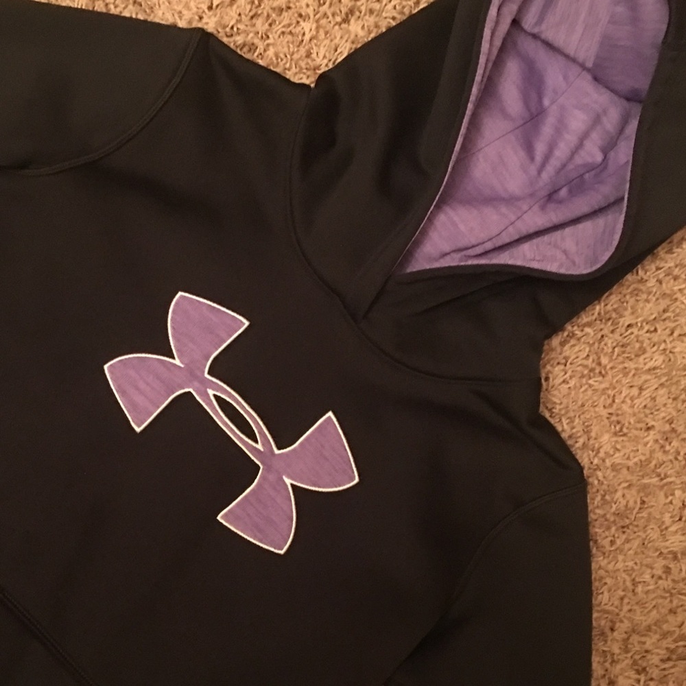 YXL black/purple Under Armour hoodie