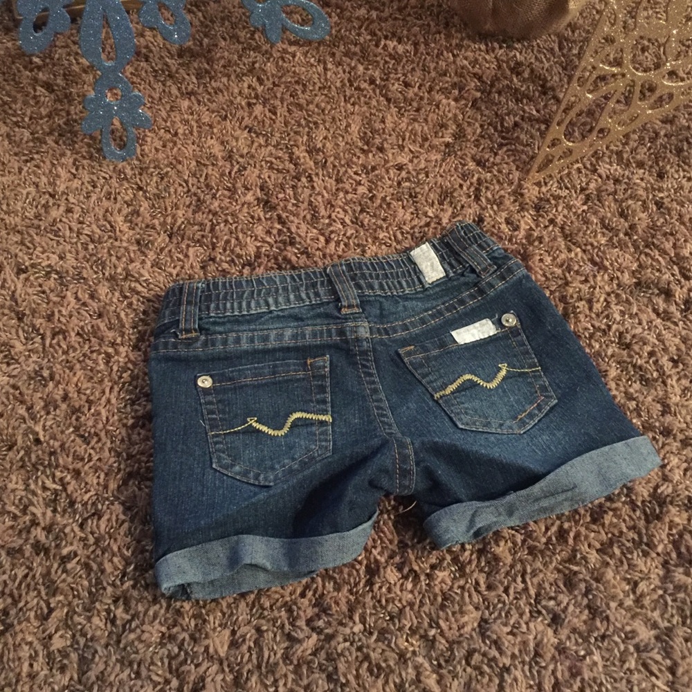 Toddler 7 for All Man Kind shorts