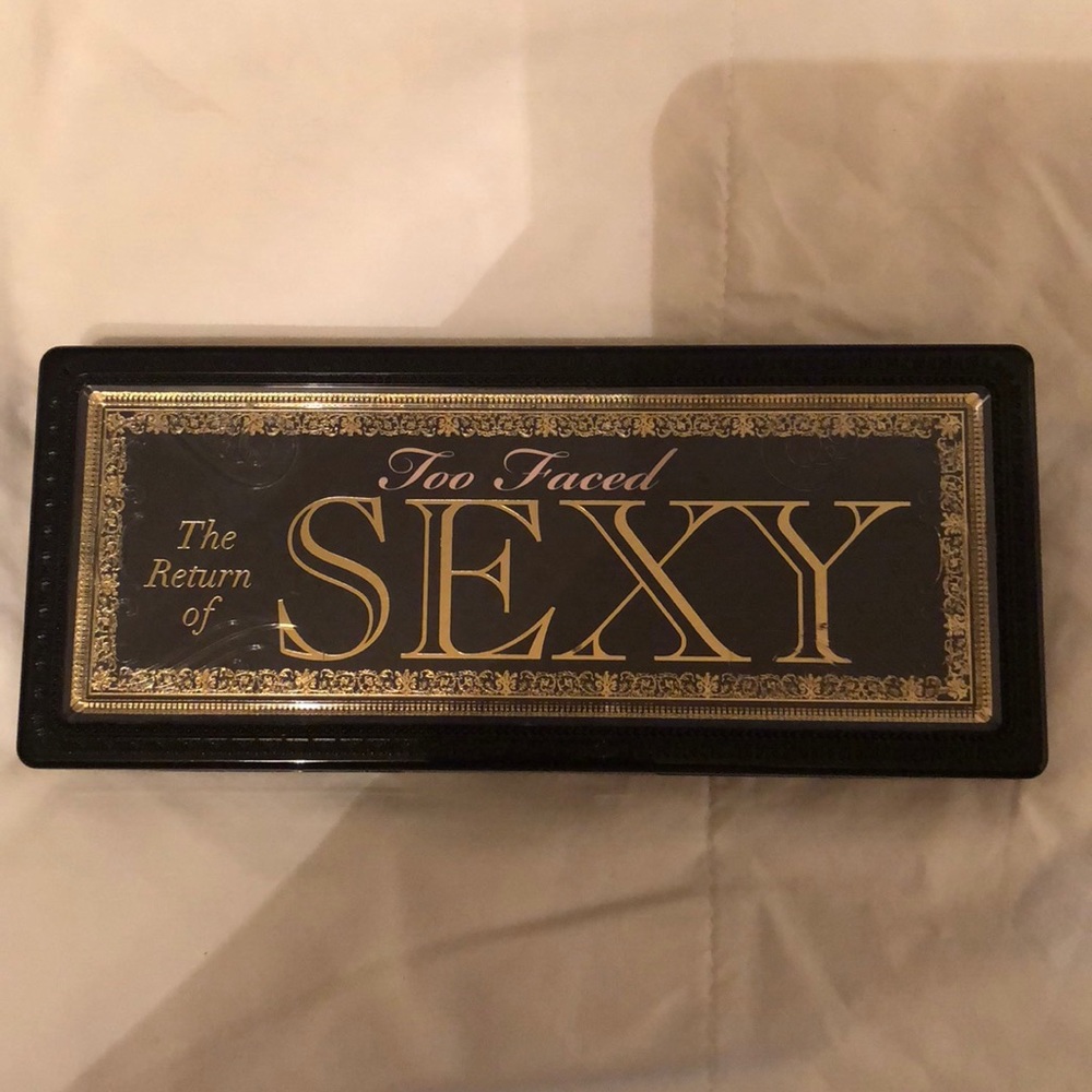 Too Faced The Return of Sexy Eyeshadow Palette
