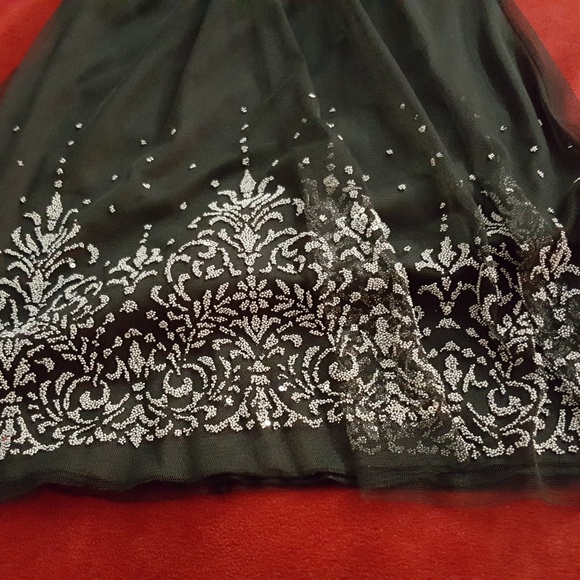 Party Dress - Picture 3 of 4