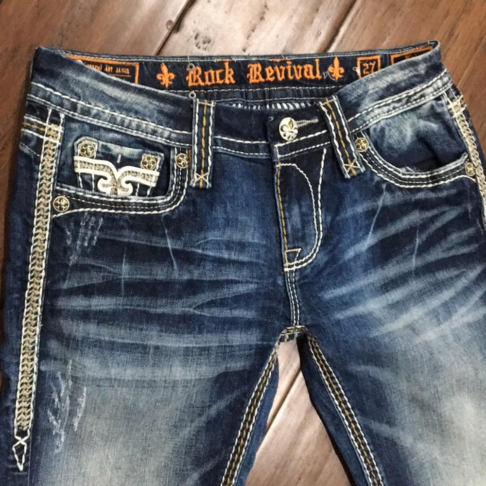 *SOLD!!*. NWOT Rock Revival “Kai” Skinny Jeans