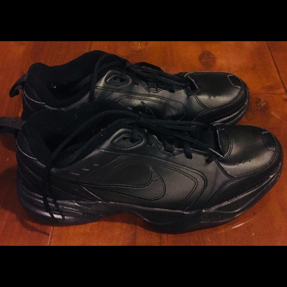Men’s Nike Air Monarch