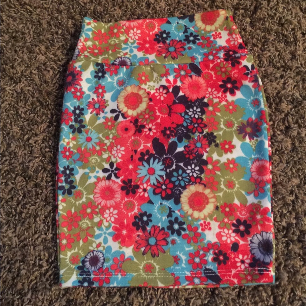 LulaRoe Toddler Pencil Skirt