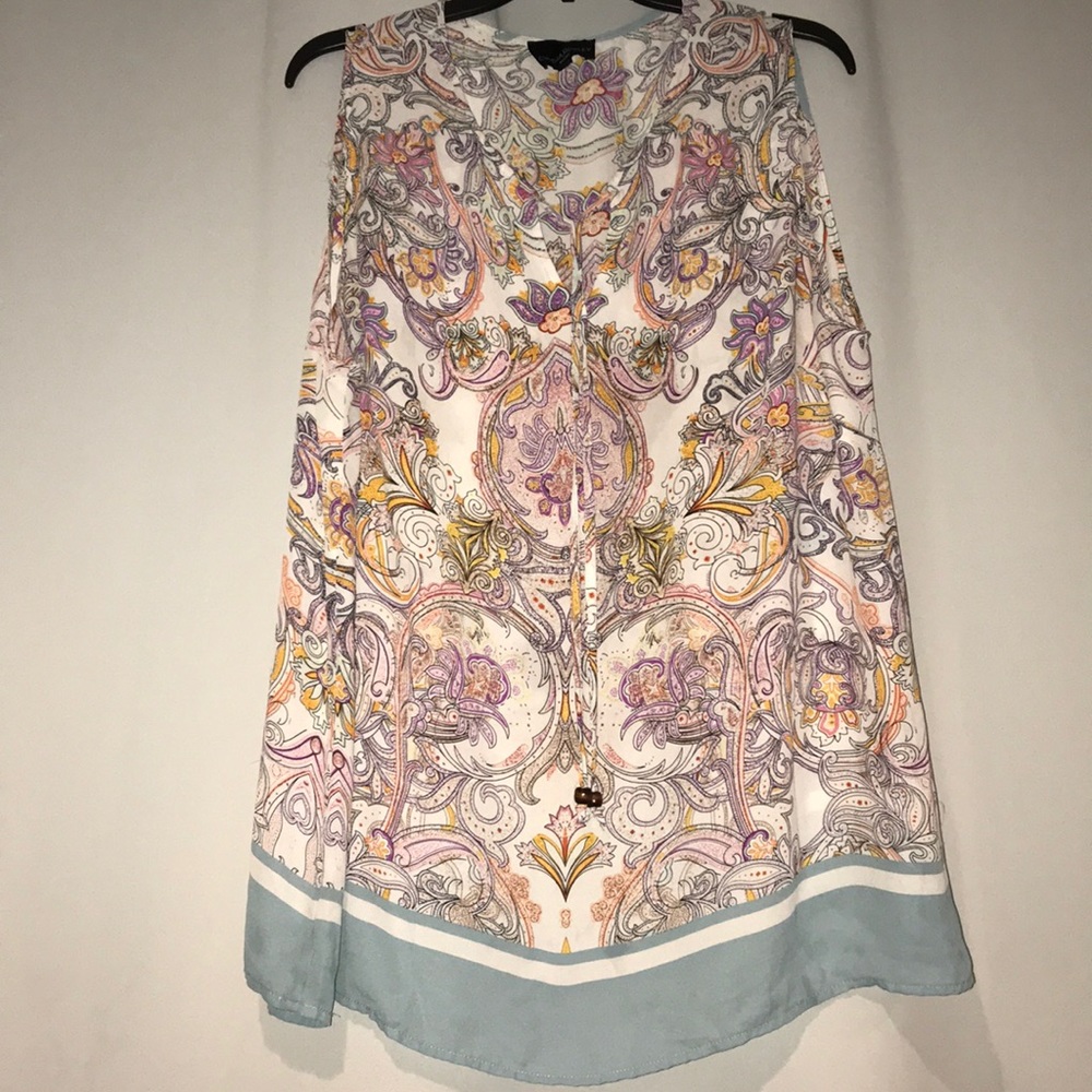 Pastel paisley print tank with wooden bead tie