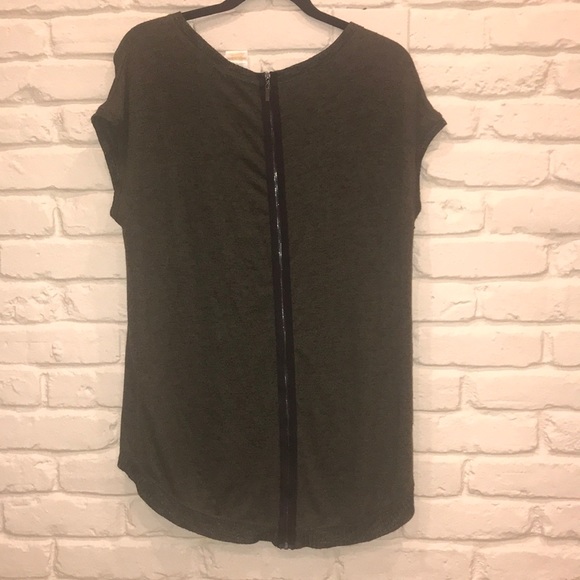 Green reversible shirt/ vest - Picture 3 of 3