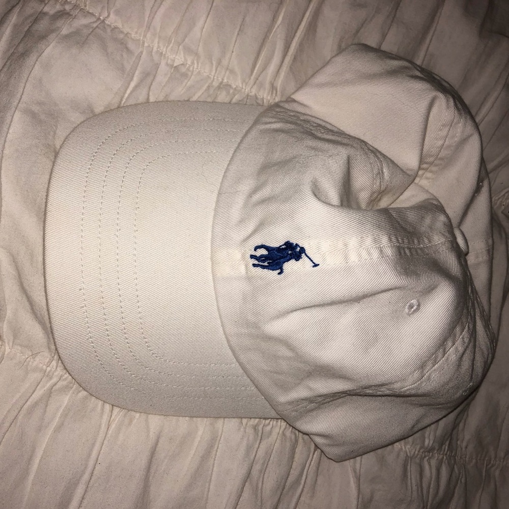 Polo hats (have to buy in bundle)