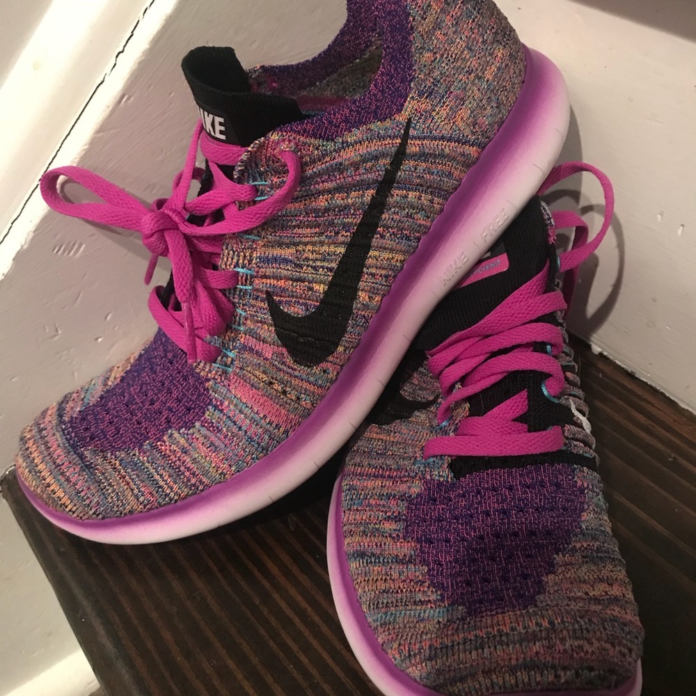 Nike RN Running Sneakers