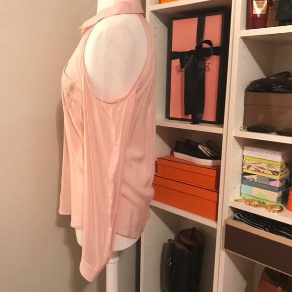 BCBGeneration Pale Pink Cold Shoulder Blouse - Picture 3 of 6