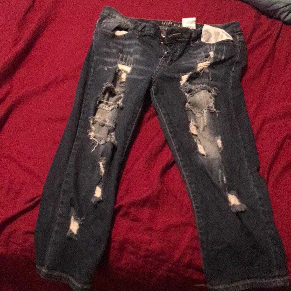 Blue jean ripped khapris